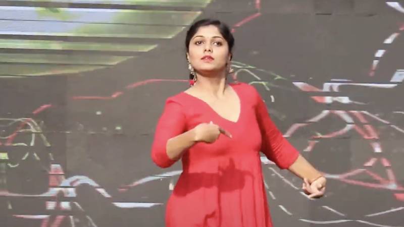 Stunning Dance Performance Glimpse